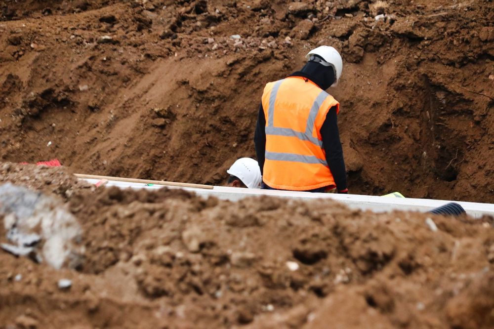 Dränering stockholm  så skyddar du huset mot fukt och skador